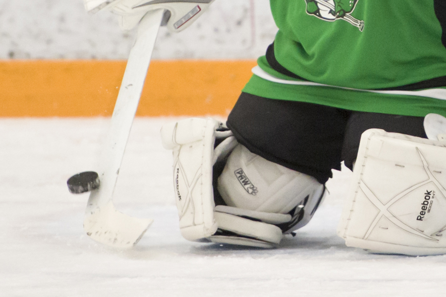 How to Wear Goalie Knee Pads So They Stay Up 